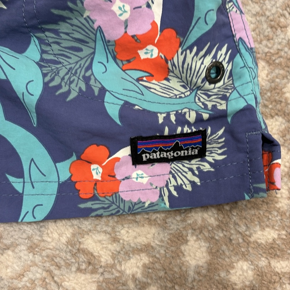 NWOT Patagonia- Little Girls Shorts XS - Picture 2 of 4